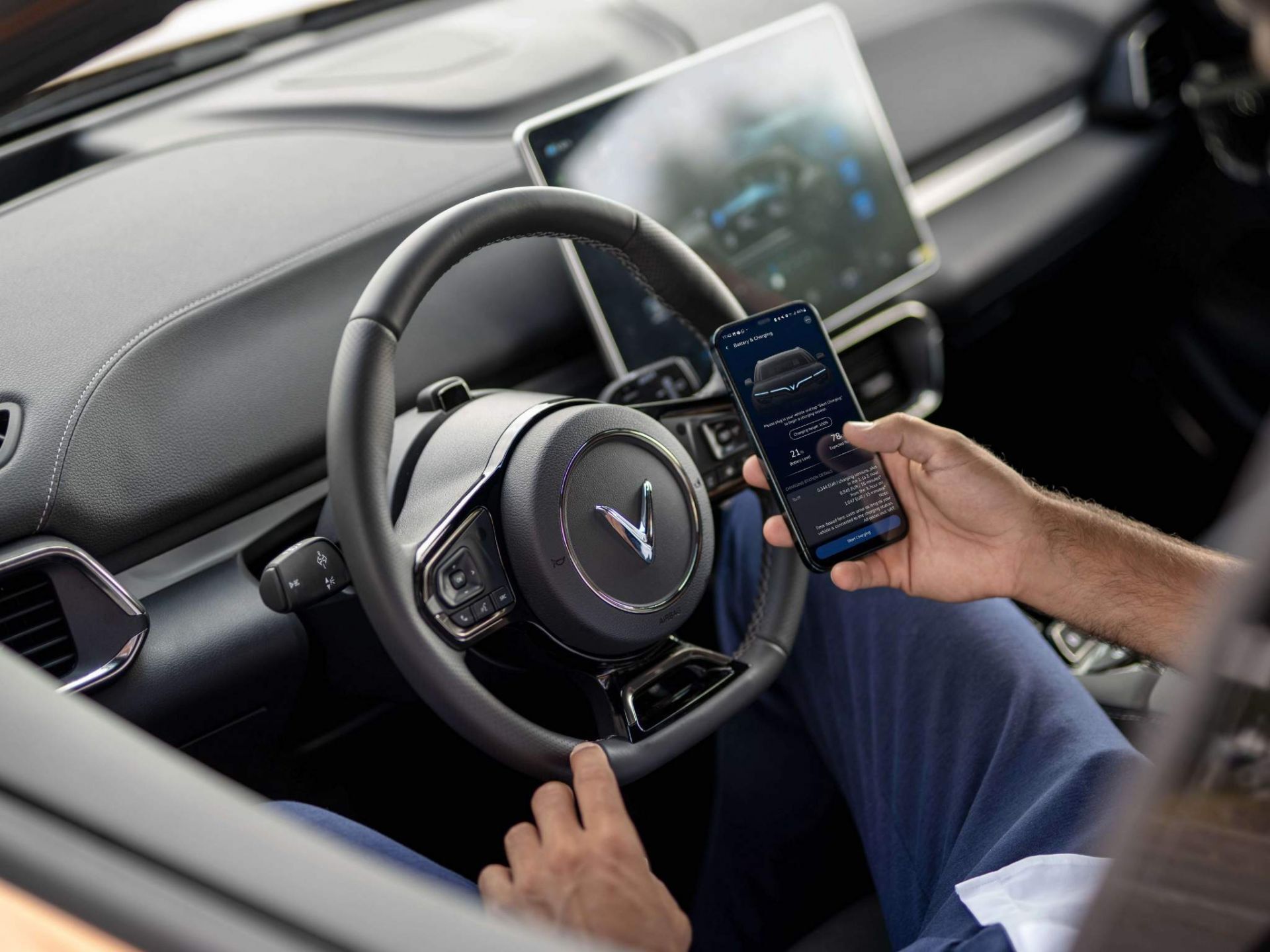 Xe điện tích hợp nhiều công nghệ là xu hướng của năm 2023