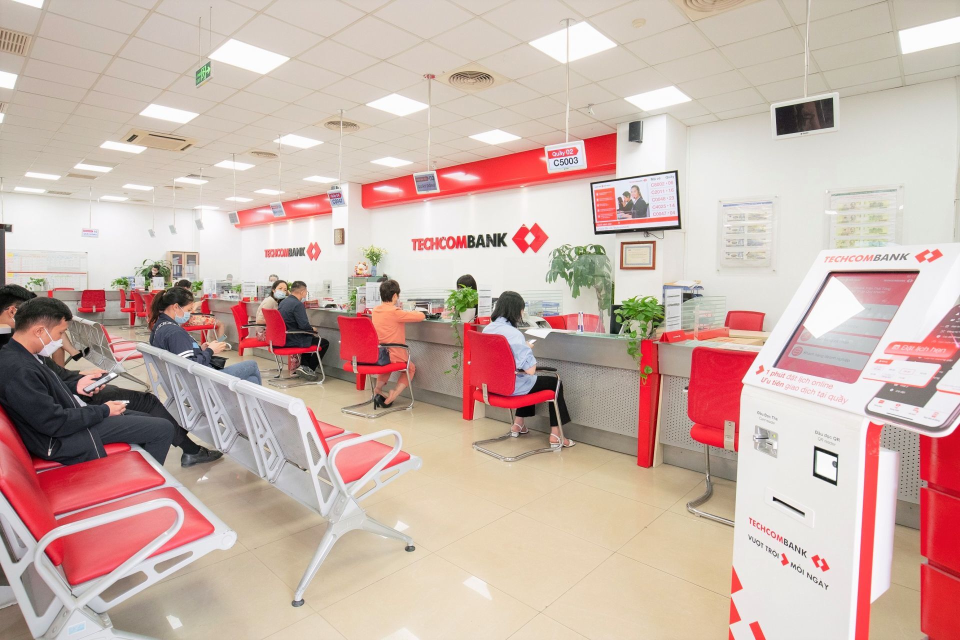 Tổ chức Moody’s hạ bậc tín nhiệm của Techcombank xuống bậc Ba3
