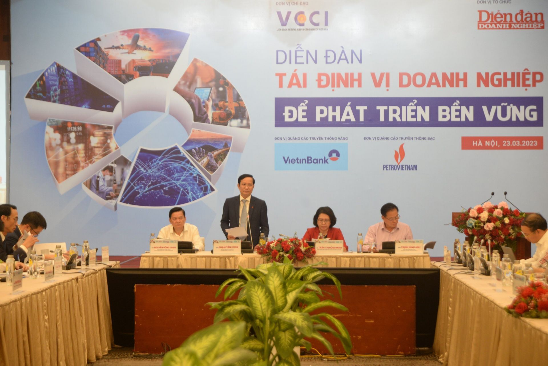 Tái định vị doanh nghiệp để phát triển: Thay đổi trong bối cảnh mới