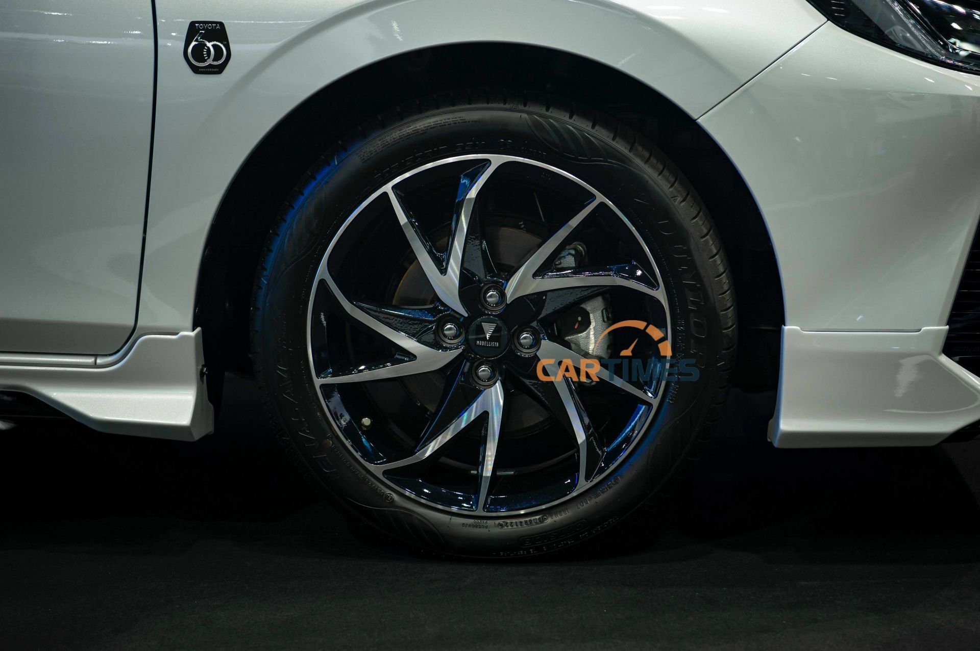 La zăng xe Toyota Vios Modellista