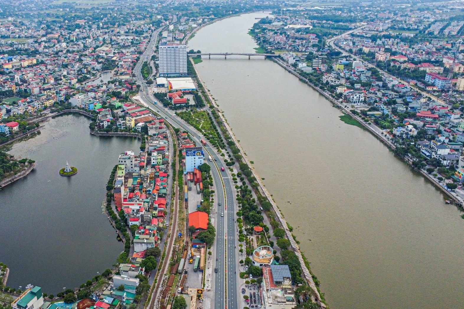 nhà đầu tư