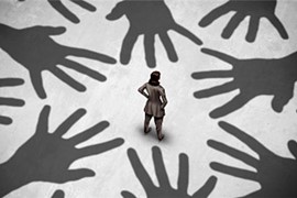 Pháp lý về quấy rối tình dục tại nơi làm việc chưa đủ sát thực tế