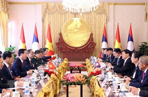 hợp tác