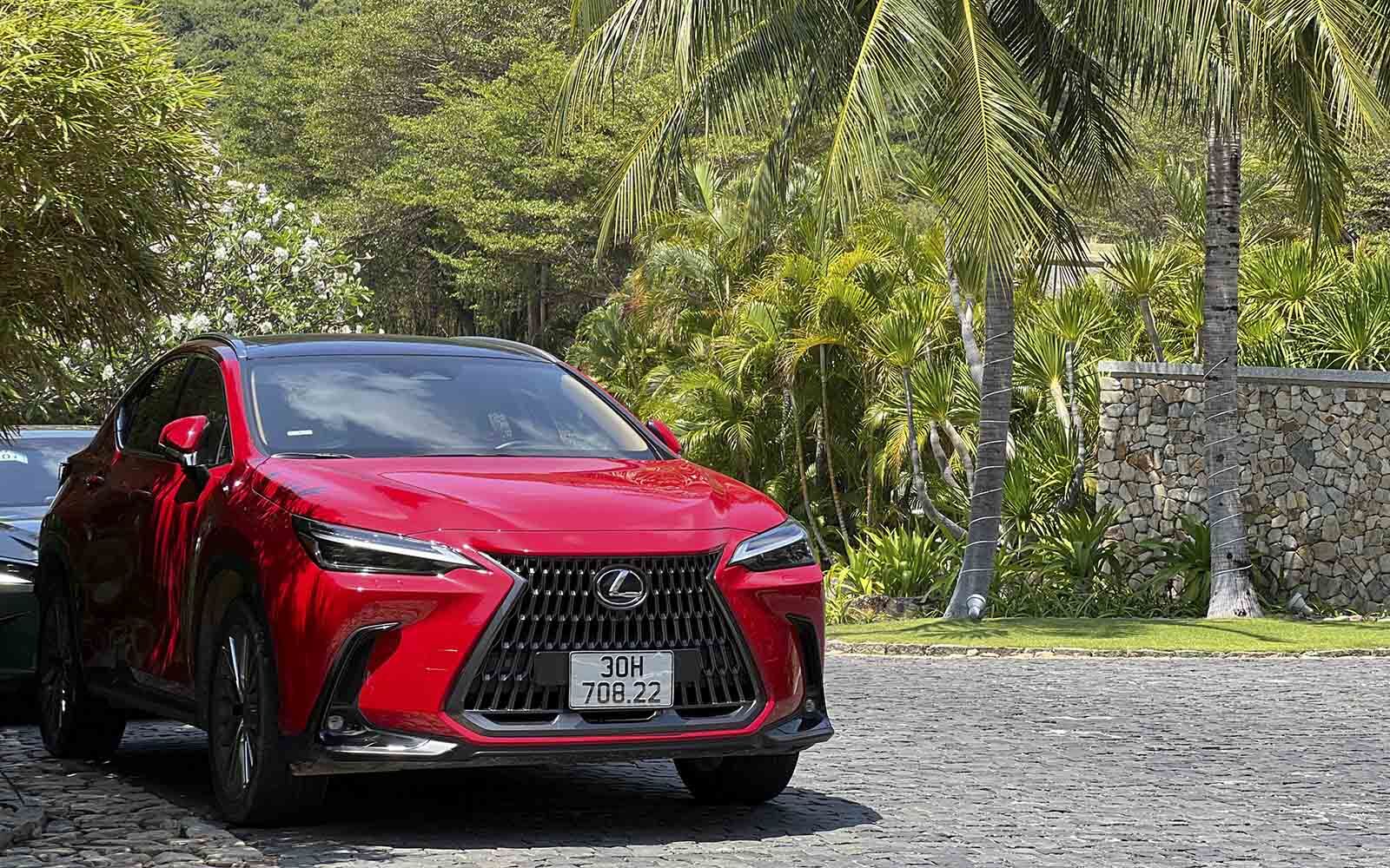 Lexus