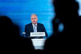IMF: Tăng trưởng kinh tế châu Âu giảm mạnh năm nay nhưng không rơi vào suy thoái