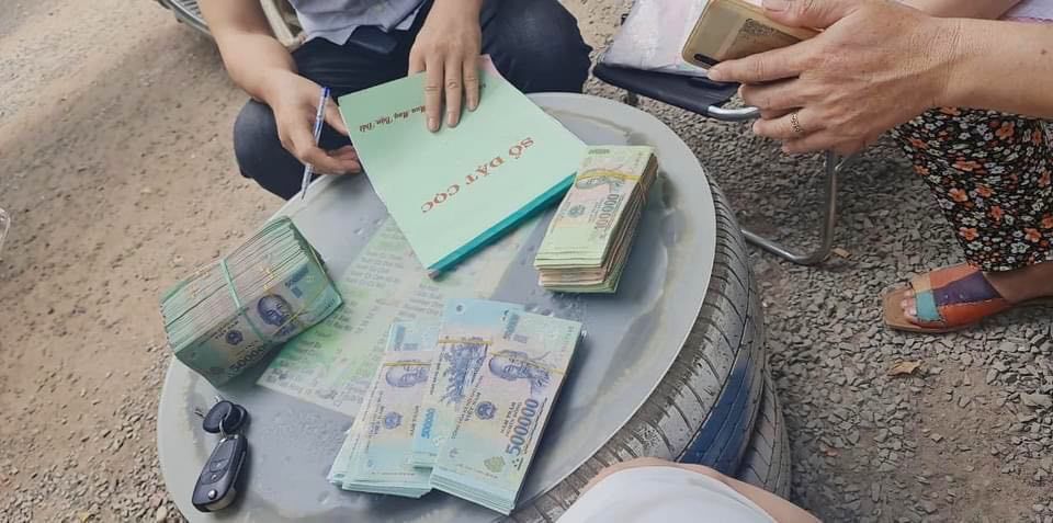 HoREA đề nghị cho phép chủ đầu tư dự án bất động sản nhận tiền đặt cọc sau khi dự án được chấp thuận