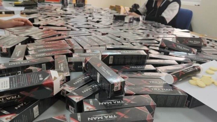 Buôn bán thực phẩm chức năng giả, một đối tượng bị khởi tố