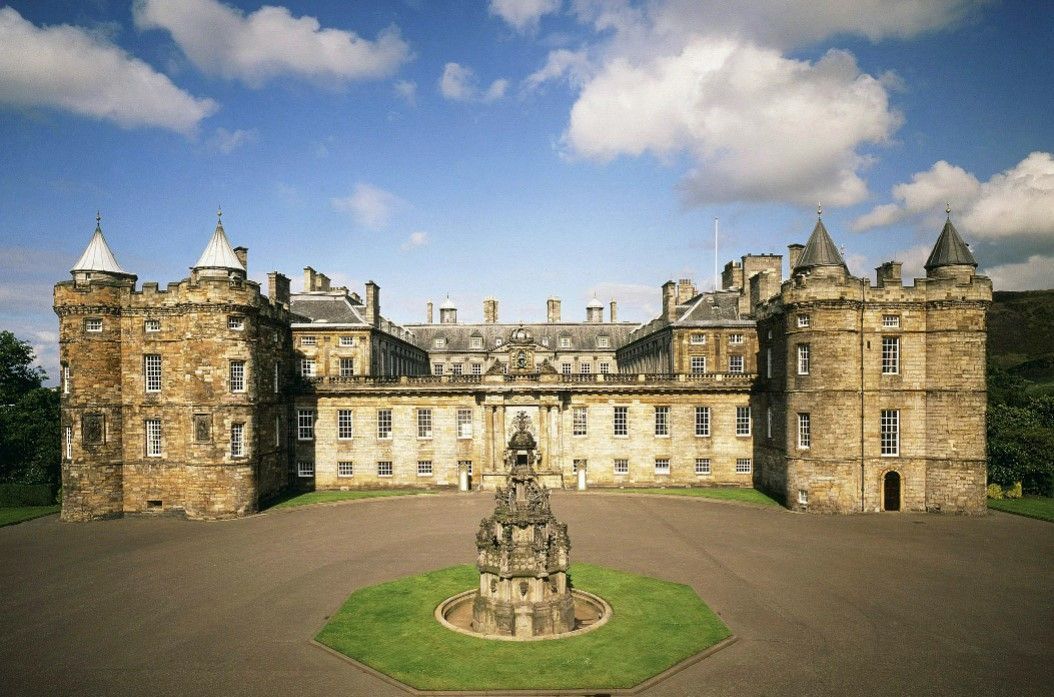 Holyroodhouse Hoàng gia Anh