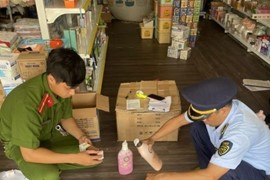 Mở shop online bán mỹ phẩm nhập lậu, hai cơ sở kinh doanh ở Phú Yên bị xử phạt