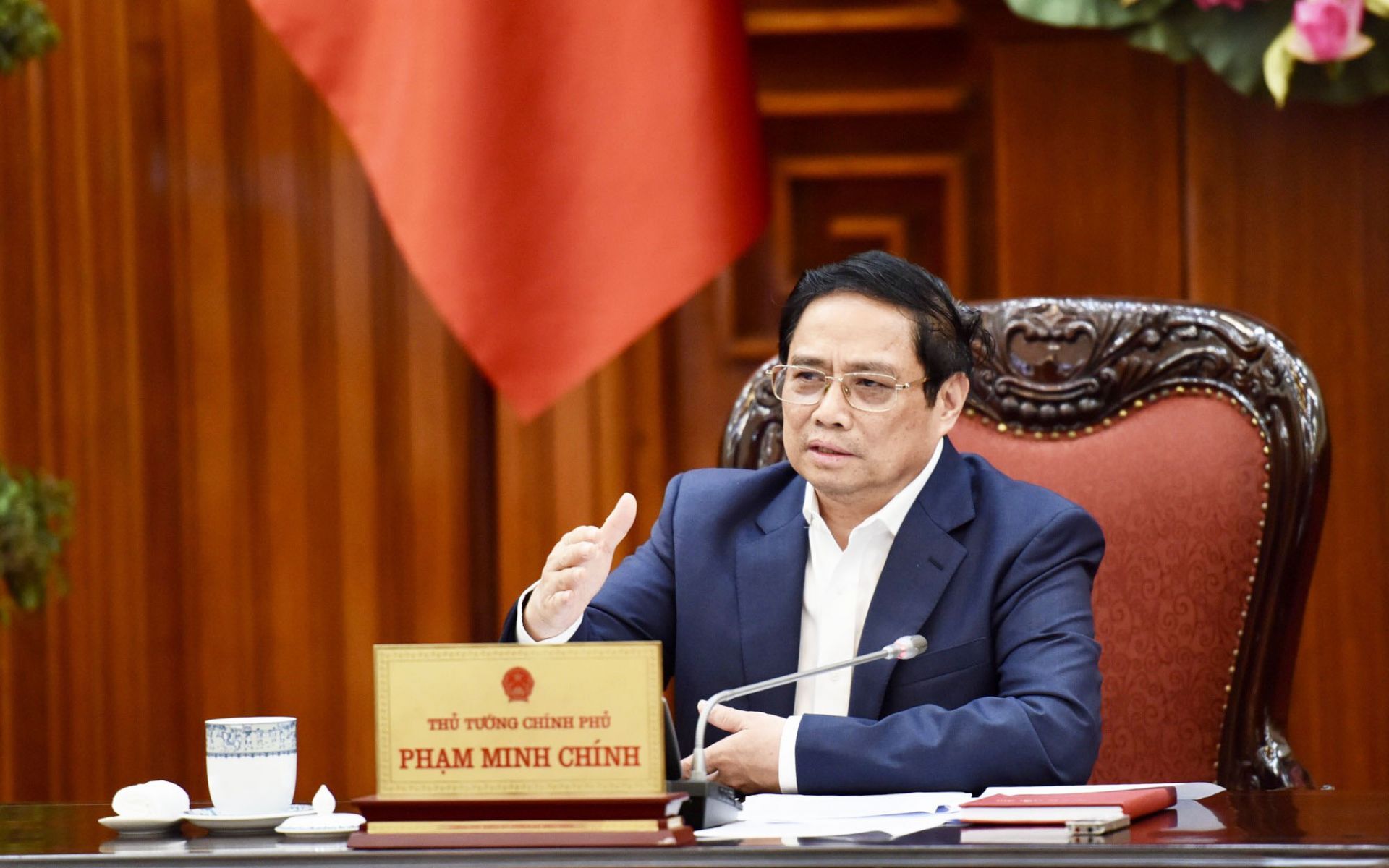 Thủ tướng: Hạ lãi suất phù hợp để hỗ trợ người dân và doanh nghiệp