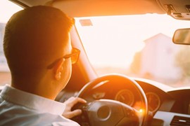 Những điều tài xế cần lưu ý khi lái xe trong mùa hè nắng nóng