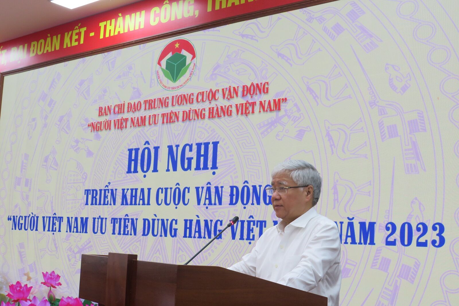 ông Chiến - Mặt trận