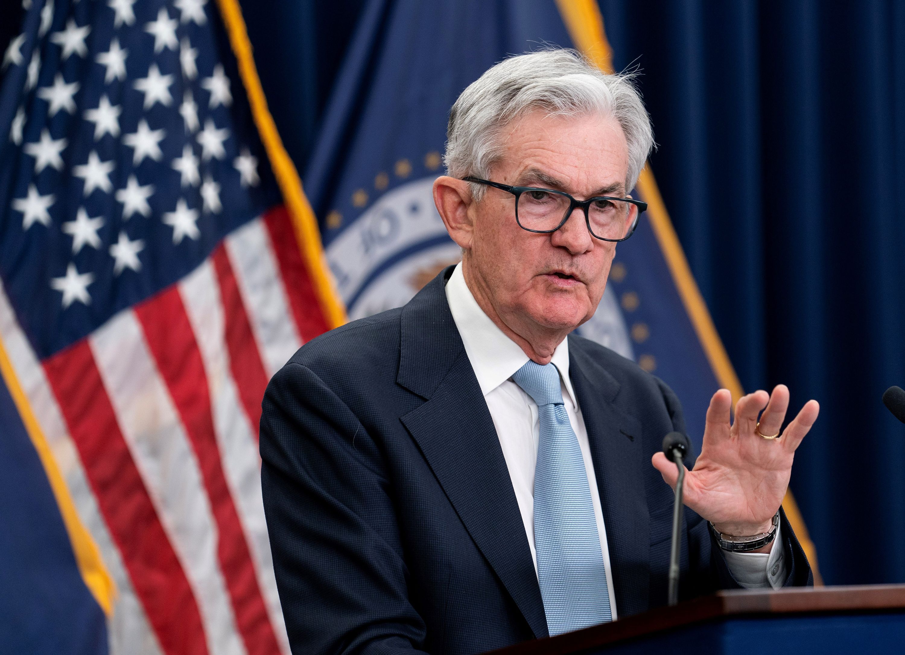 Chủ tịch Fed Jerome Powell tuyên bố lãi suất có thể không tăng nhiều như dự kiến