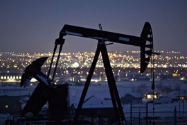 Giá dầu thô 24/5: Tiếp đà tăng, kỳ vọng OPEC+ sẽ cắt giảm thêm sản lượng