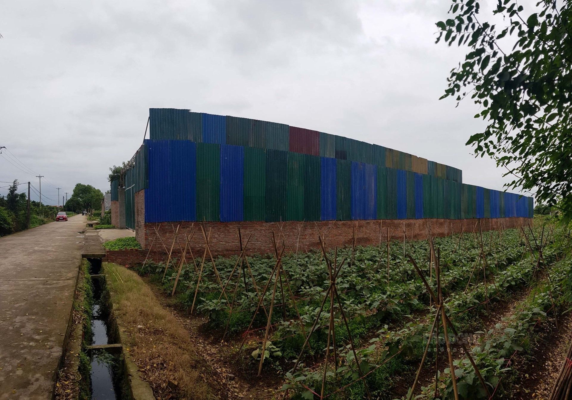 Hà Nội ra quyết định xử lý nghiêm các sai phạm lấn, chiếm và xây dựng trái phép trên đất nông nghiệp