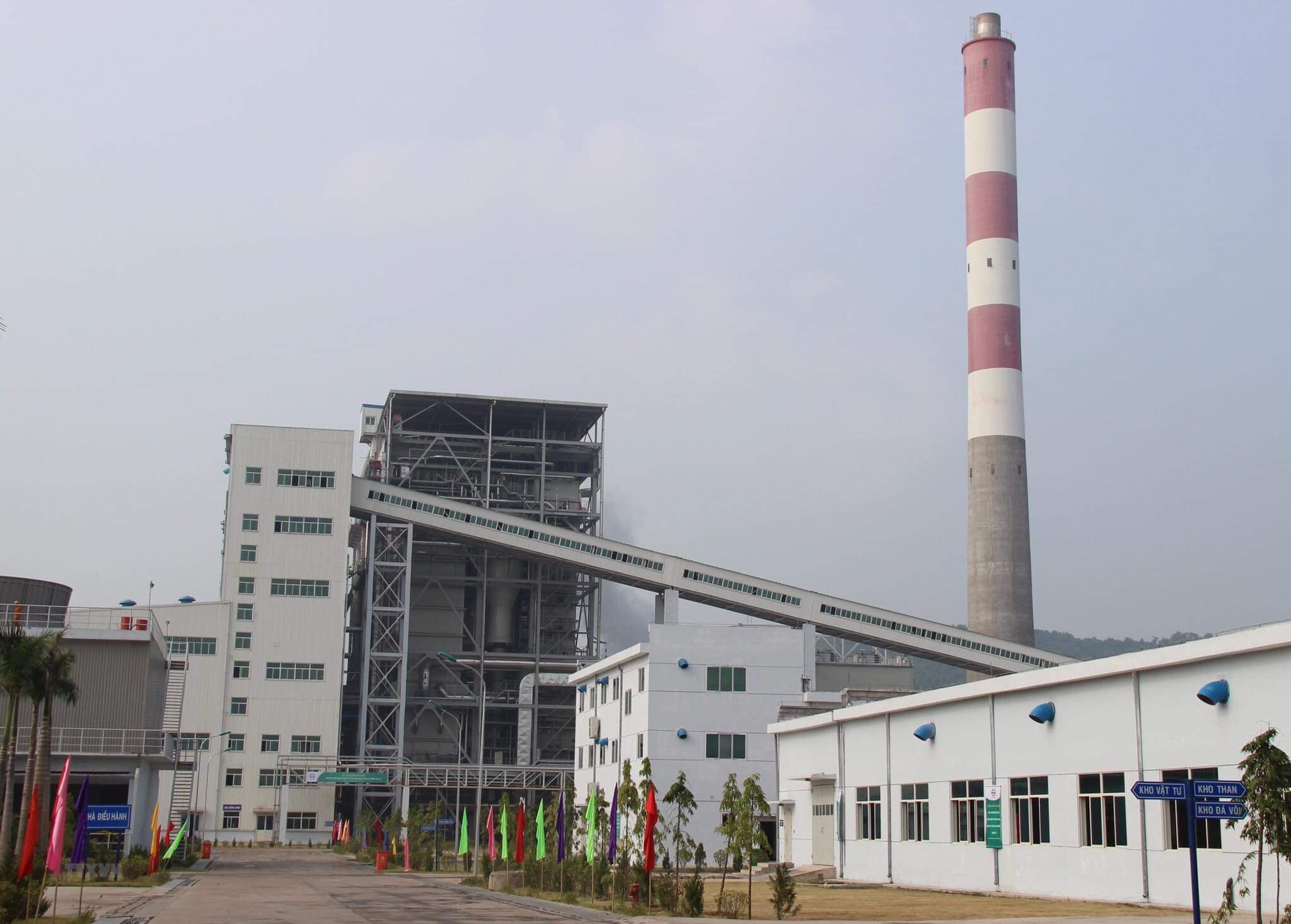 Dừng dự án nhiệt điện Quỳnh Lập 1 và 2 để chuyển sang nhà máy điện khí