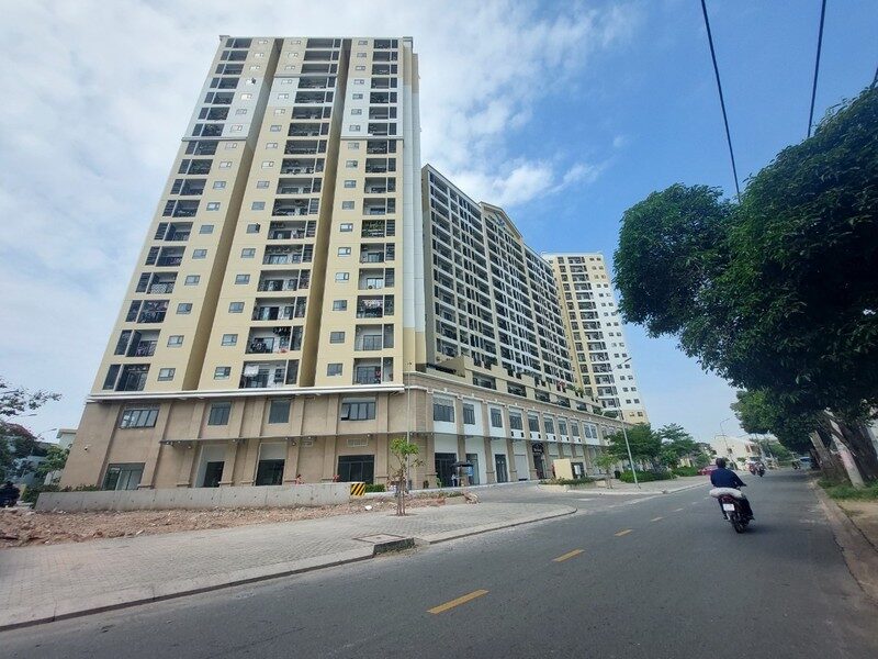 Cổ phiếu tăng trần 5 phiên liên tiếp, HOSE yêu cầu Thuduc House giải trình