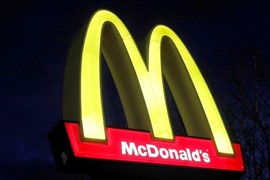 Tập đoàn McDonald's: Từ chuỗi thức ăn nhanh tới ông trùm bất động sản