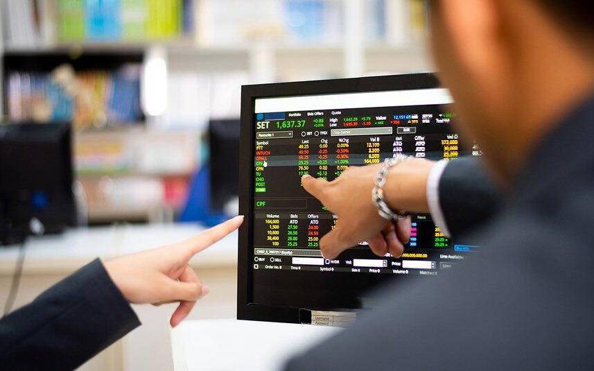 Xu thế chứng khoán ngày 2/6: Vẫn sẽ rung lắc kèm theo sự phân hóa