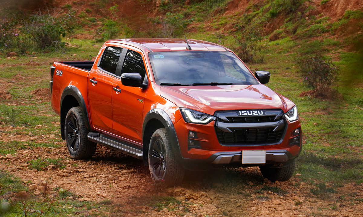 Mitsubishi Triton, Isuzu D-Max mẫu xe đi ngược xu hướng