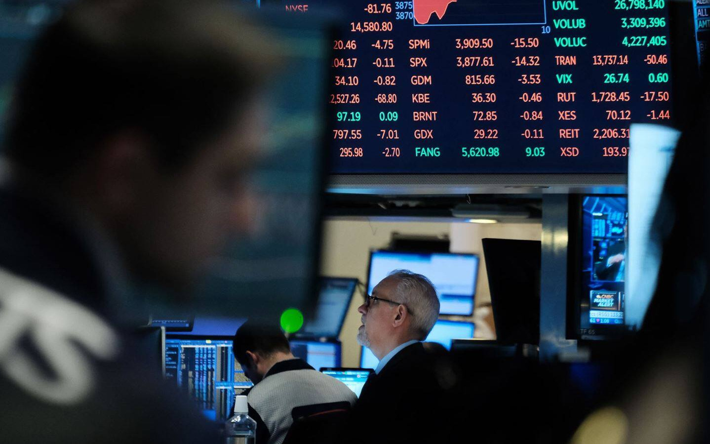 Các đợt cắt giảm lãi suất hỗ trợ tích cực cho thị trường chứng khoán