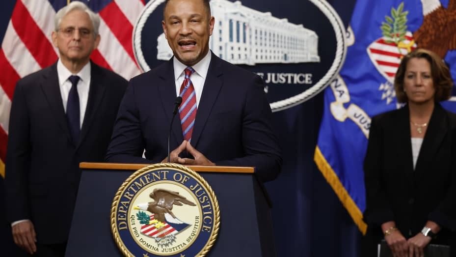 Lần đầu tiên trong lịch sử, Mỹ truy tố các nhà sản xuất fentanyl của Trung Quốc