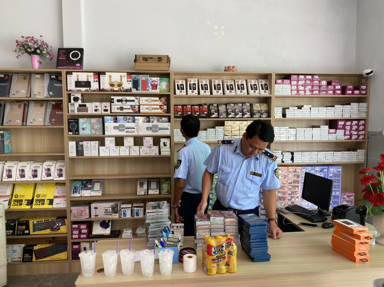 phụ kiện điện thoại