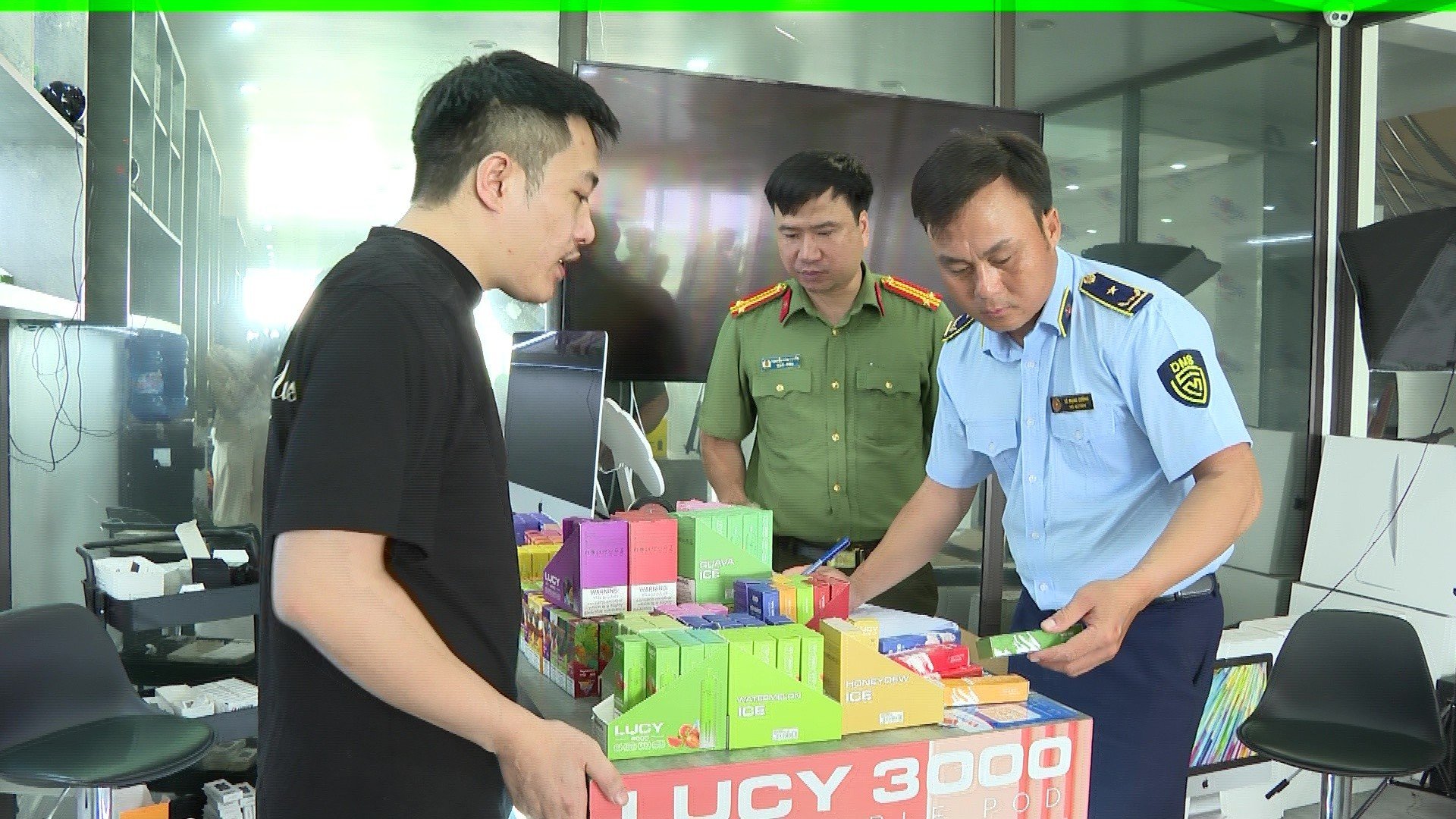 thuốc lá điện tử nhập lậu
