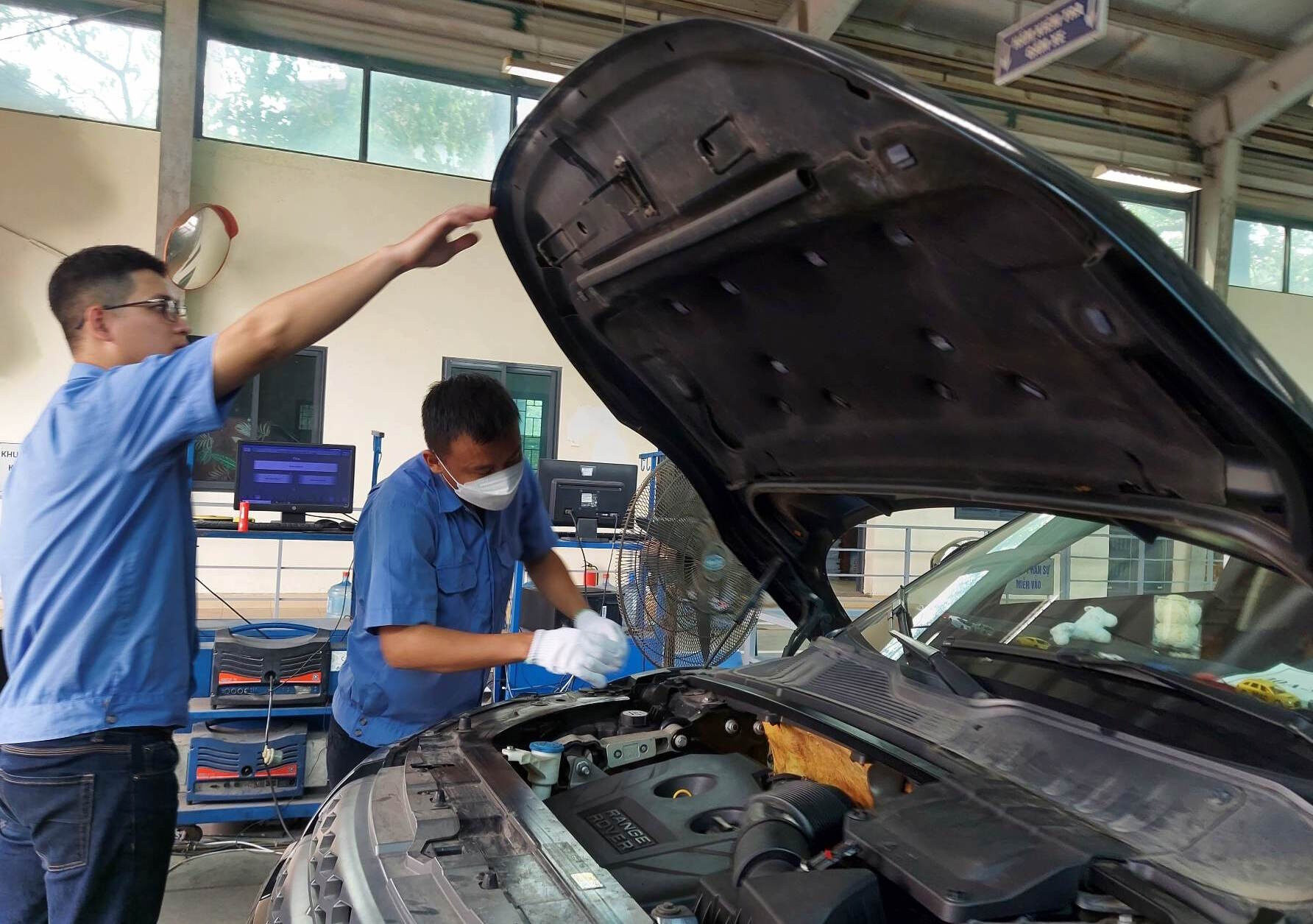 Chính thức tự động giãn chu kỳ kiểm định ô tô cá nhân