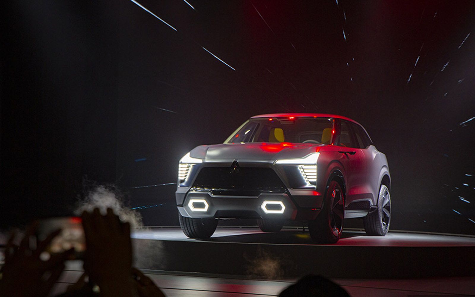 SUV đô thị cỡ nhỏ Mitsubishi XFC: Đã rất gần ngày ra mắt tại Việt Nam