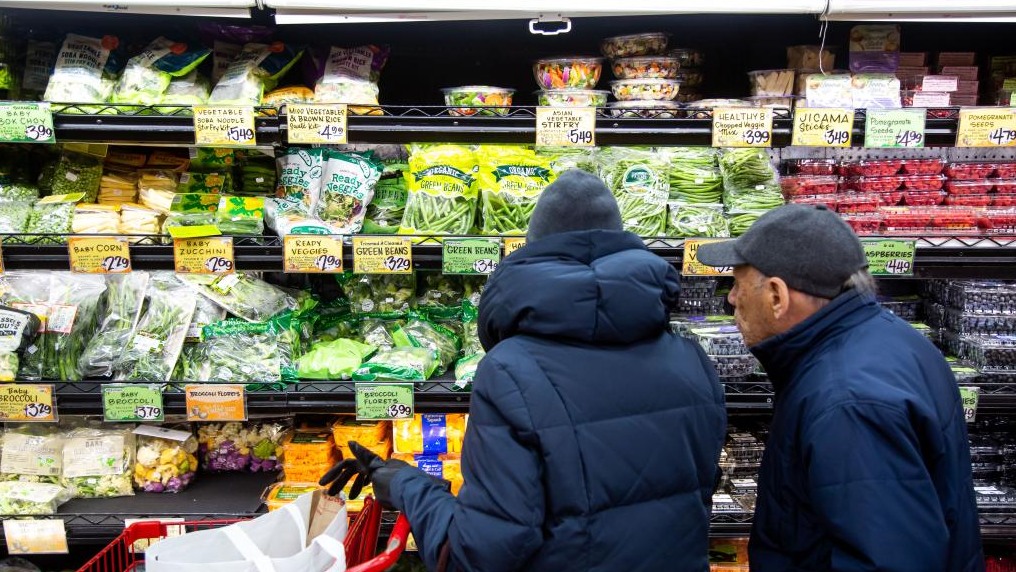 FAO: Giá lương thực thế giới chạm mức thấp nhất hai năm qua