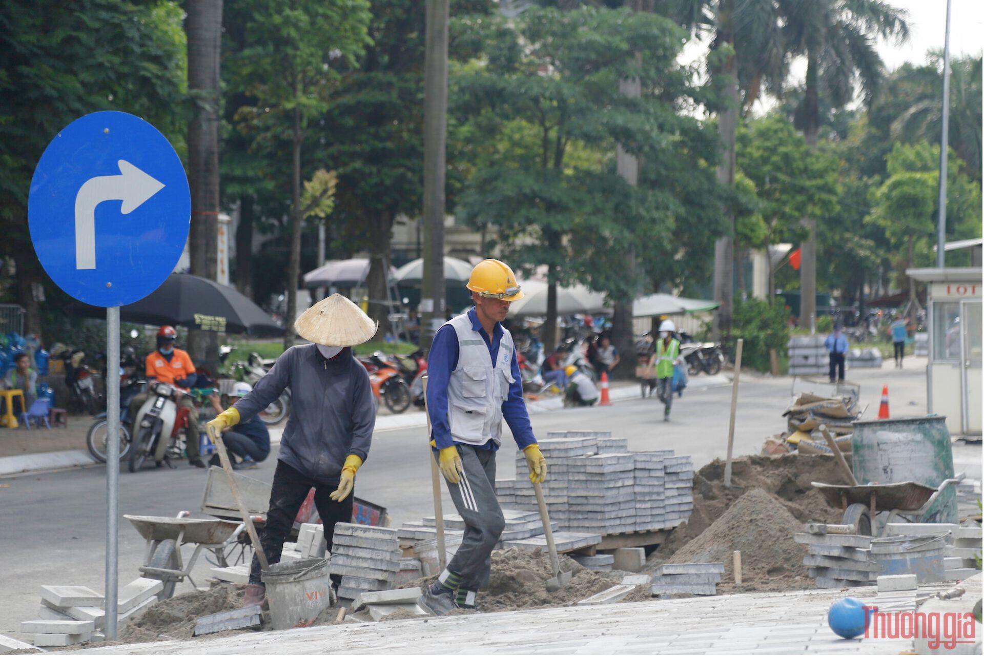 can-canh-sieu-du-an-lotte-mall-ha-noi-600-trieu-usd-sap-khai-truong_649e653283c29.jpg