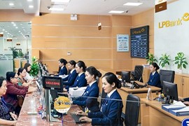 Ngân hàng LPBank lãi quý 2 giảm một nửa, nợ xấu tăng 65% so với đầu năm
