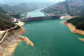 Thủy văn ngày 23/7: Các hồ chứa ít nước về, thủy điện Sơn La và Hòa Bình lưu lượng giảm mạnh