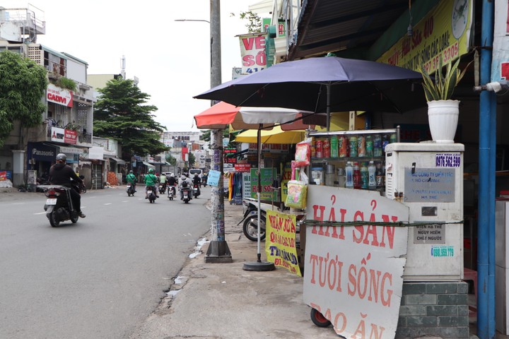 lòng đường, hè phố