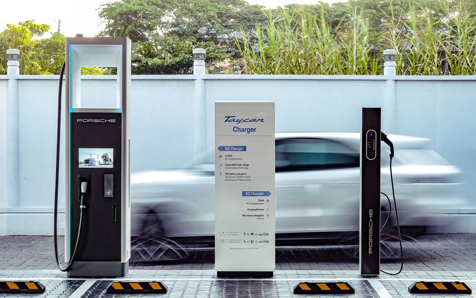 Bộ Công Thương đề nghị ban hành quy chuẩn về trạm sạc xe điện