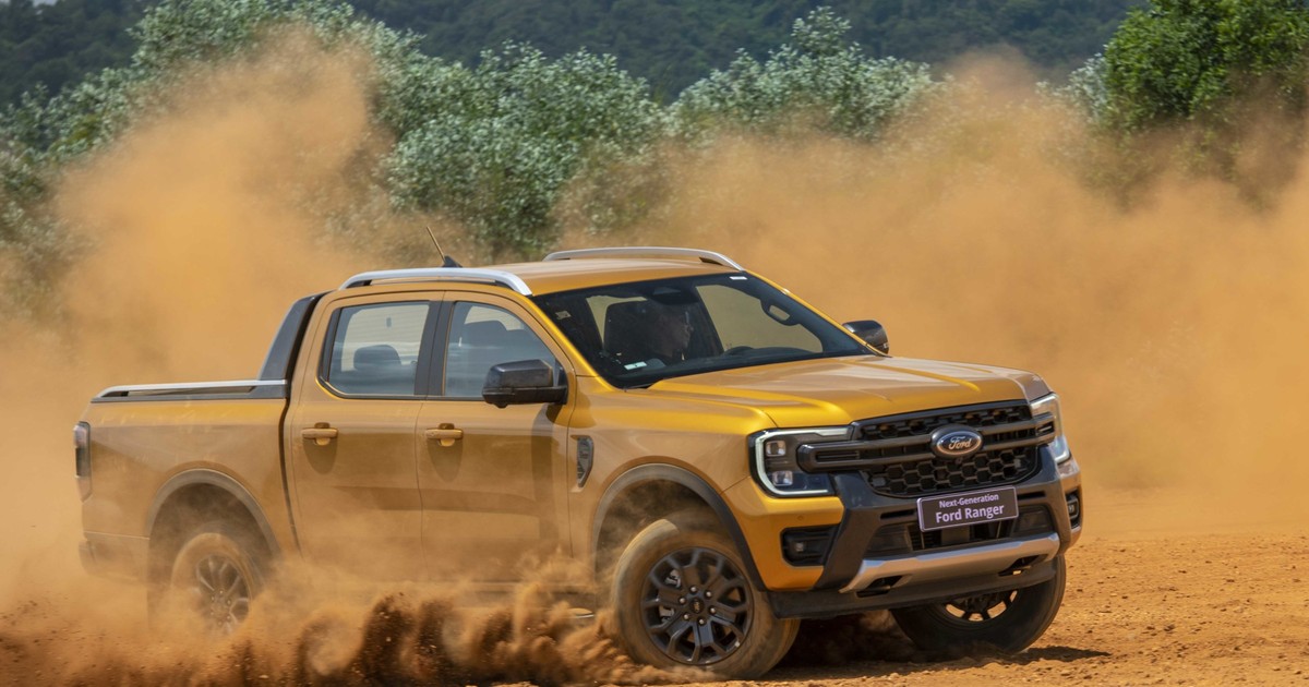 Doanh số "vua bán tải" Ford Ranger lao dốc