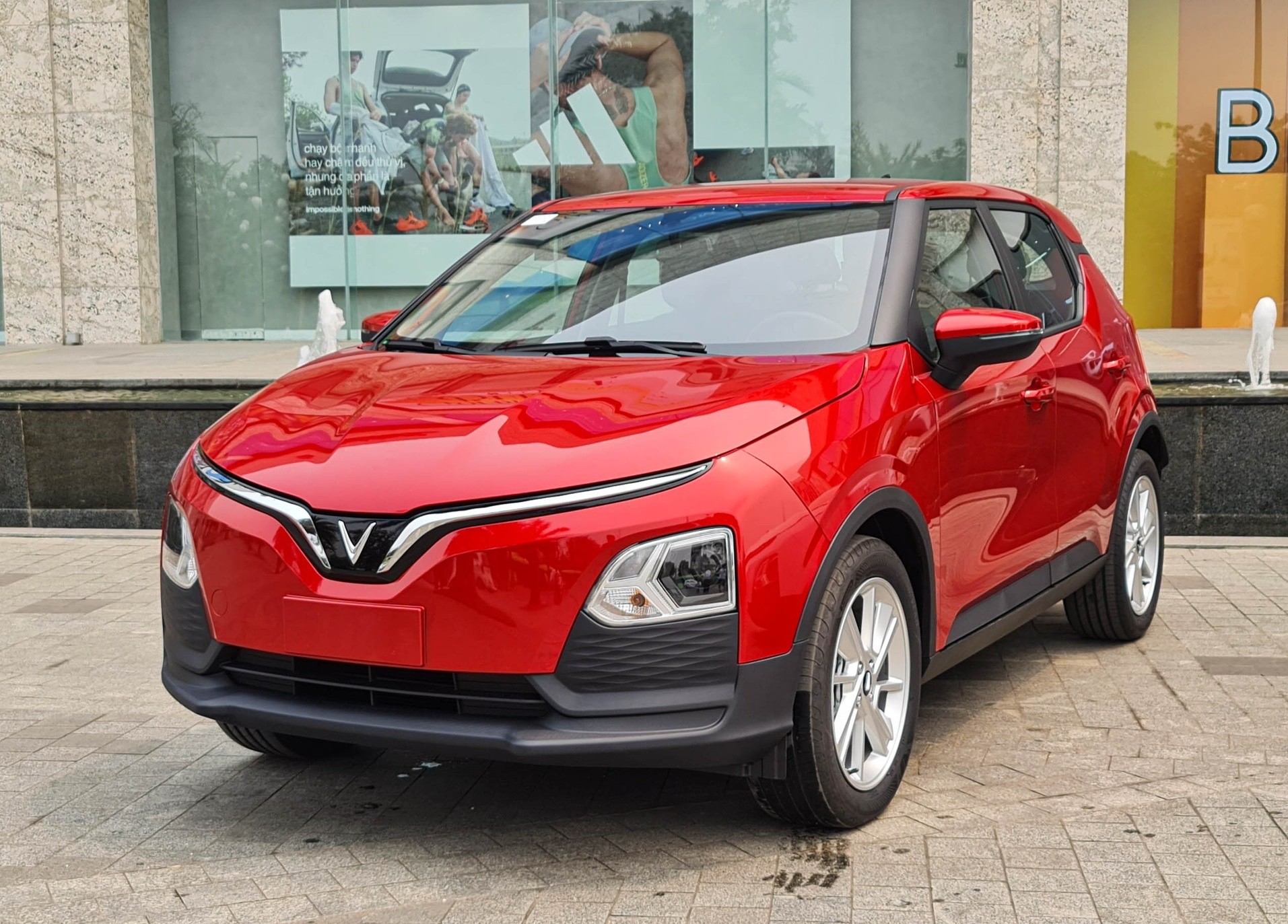 Xe gầm cao cỡ nhỏ