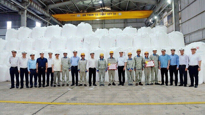 Nhôm Lâm Đồng: Áp dụng đồng bộ các giải pháp, nâng cao hiệu quả sản xuất