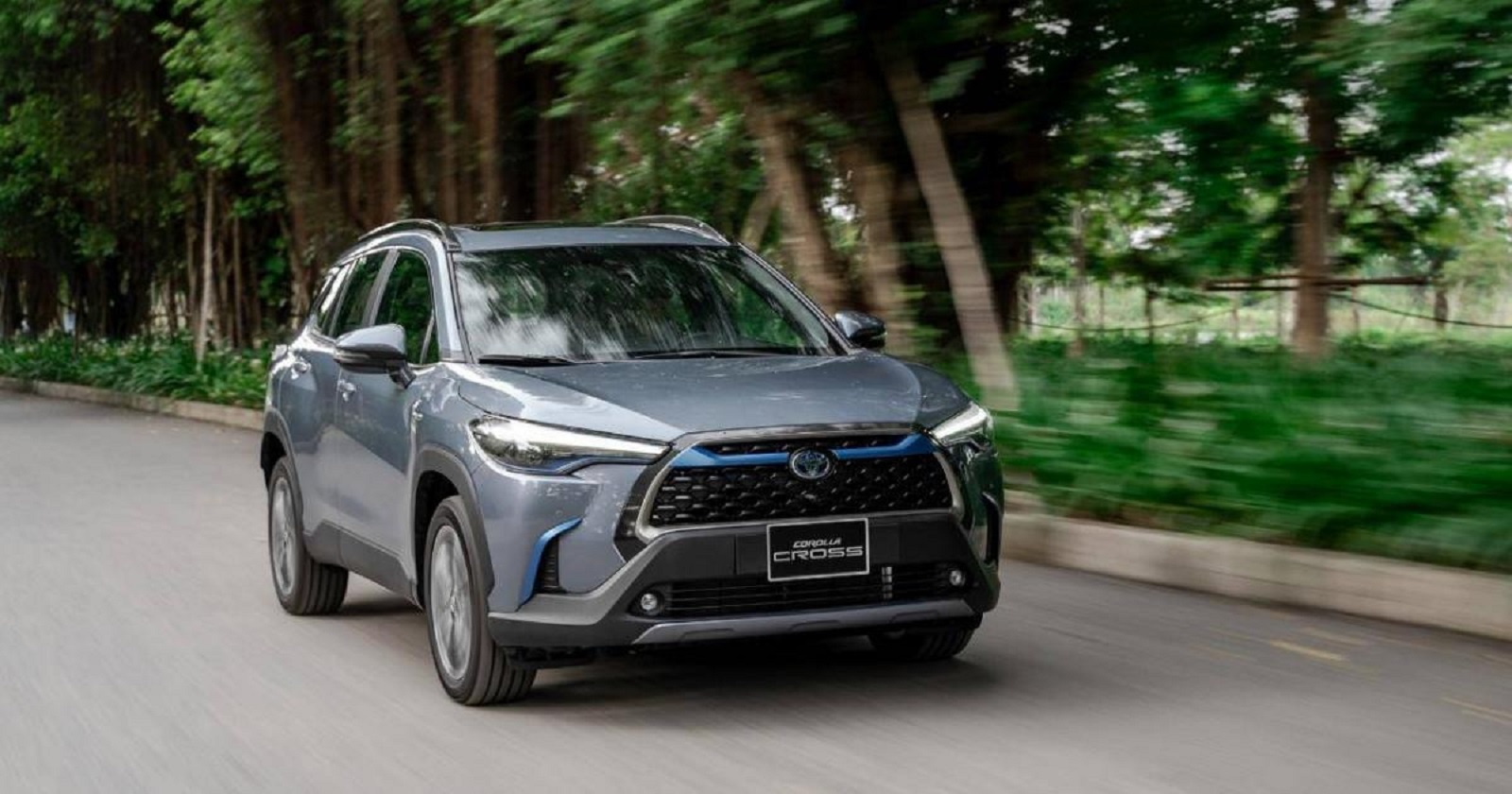 Một mẫu xe Hybrid của Toyota đang bán tại Việt Nam