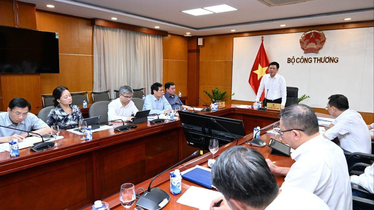 Bộ Công Thương họp rà soát tiến độ Dự án đường dây 500 kV mạch 3