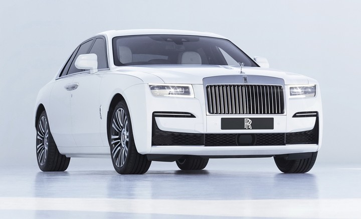 2021-rolls-royce-ghost-3-3617-1599022529-6970.jpg