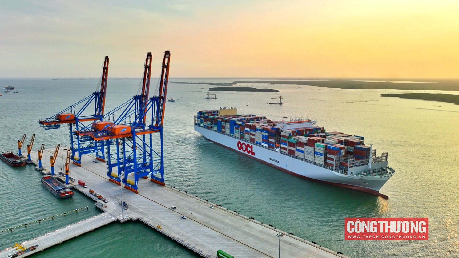 Phấn đấu sớm triển khai hai tuyến đường sắt kết nối cảng biển