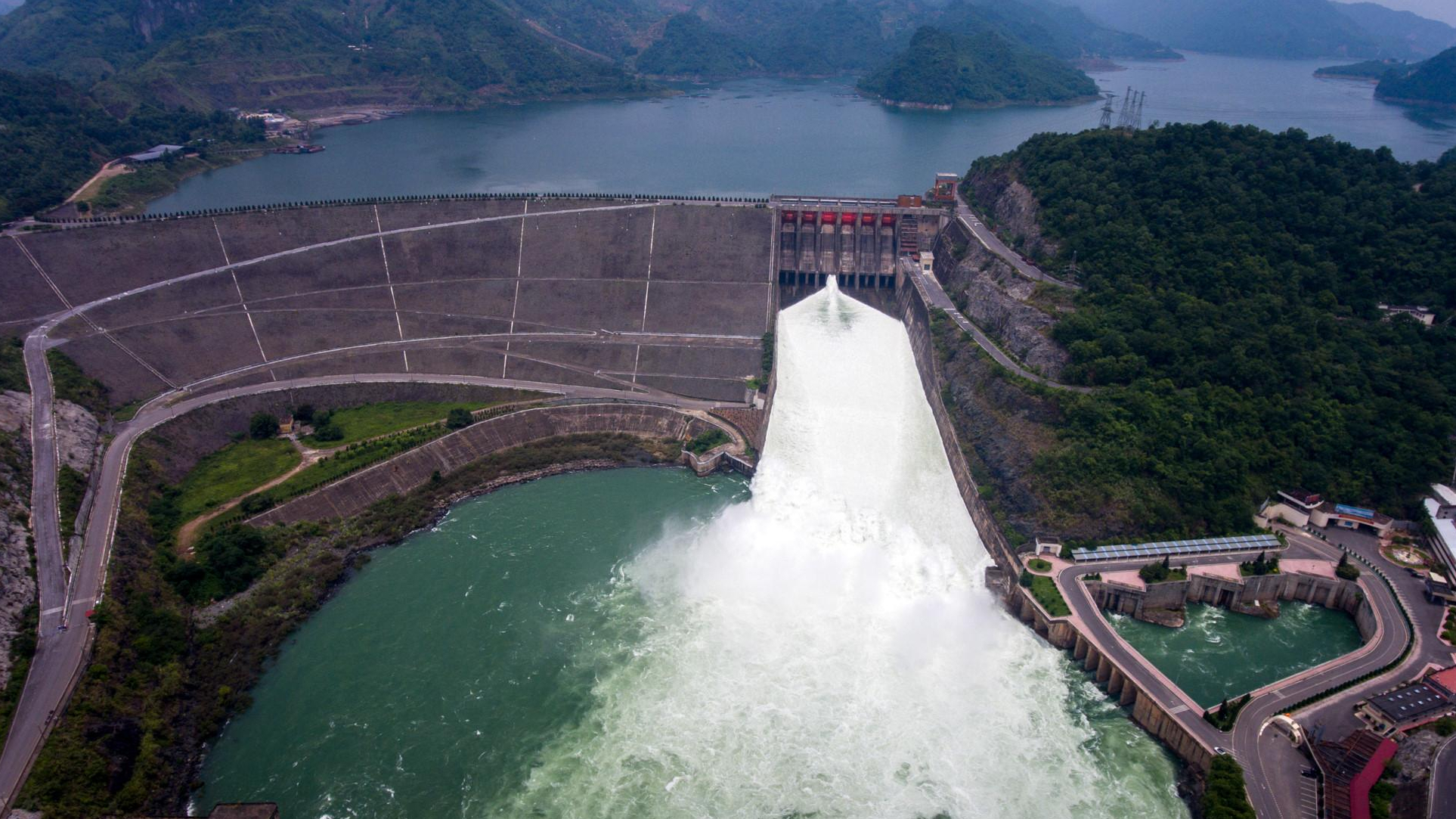 Mực nước hồ thủy điện ngày 6/8: Sơn La, Hòa Bình lên sát mực nước trước lũ