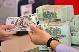 Không cần đổi tiền, người Việt Nam đã có thể dùng VND khi đến 5 quốc gia này