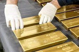 Giá vàng tiếp đà giảm nhẹ