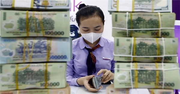 Đua nhau tung gói cho vay trả nợ ngân hàng khác