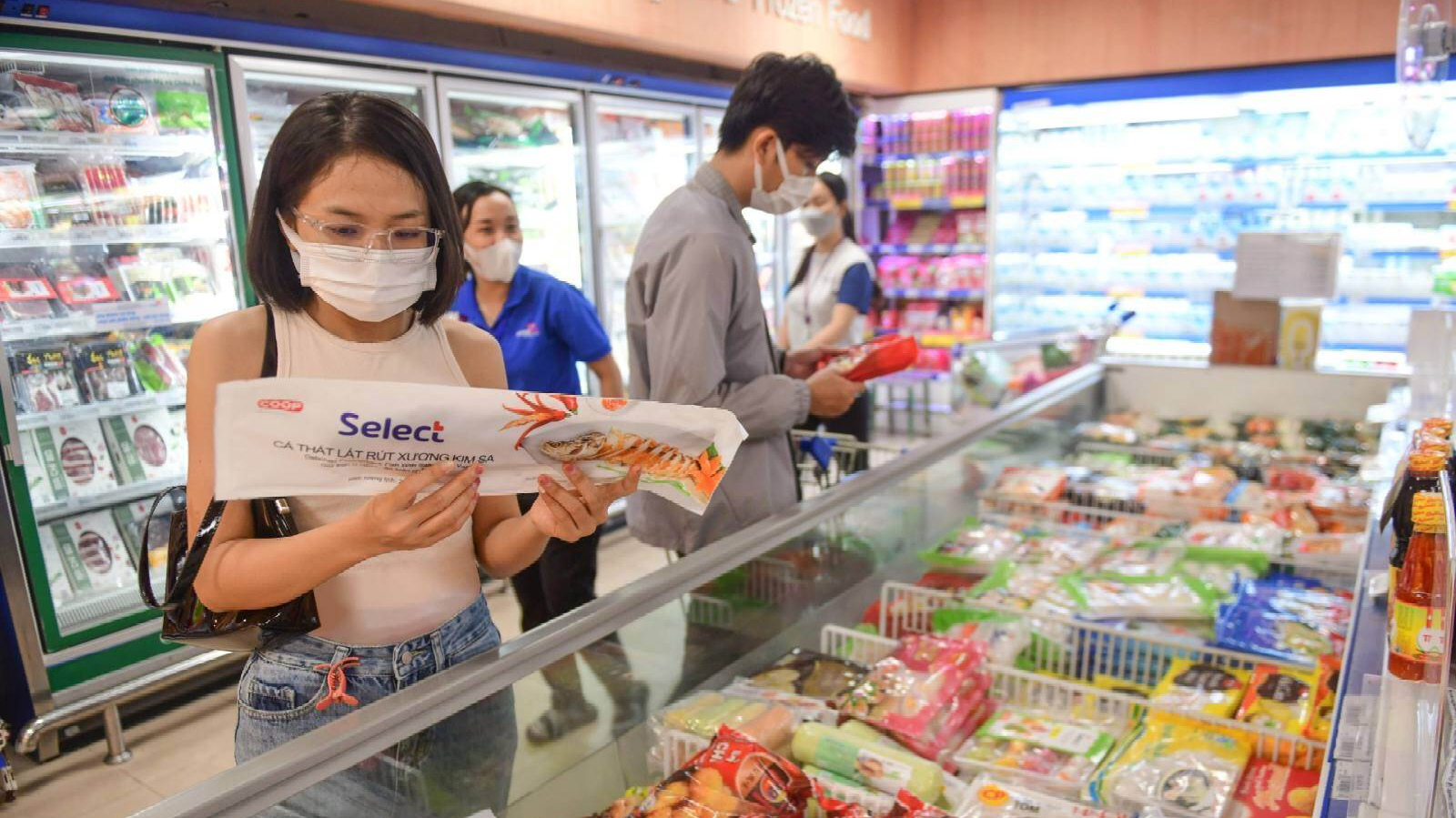 Thị trường bán lẻ sôi động về cuối năm