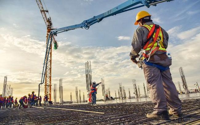 Giải ngân vốn đầu tư công tăng trưởng, cổ phiếu ngành xây dựng lạc quan