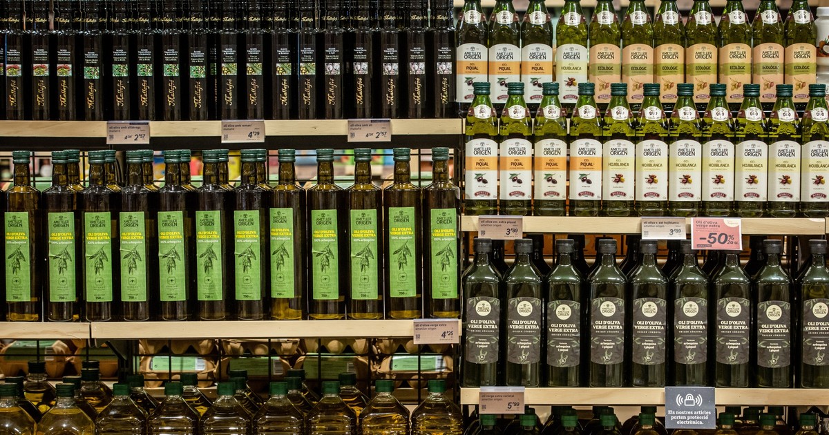 Thế giới "khát" dầu ô liu, giá tăng hơn 100%